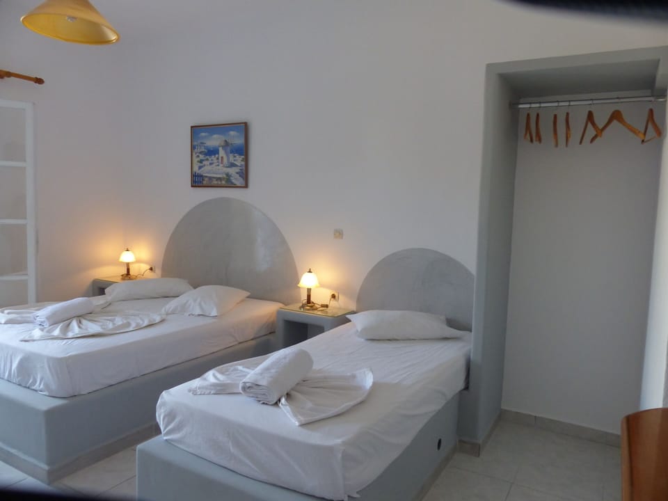Studio for 4 people | Free WiFi, bed sheets