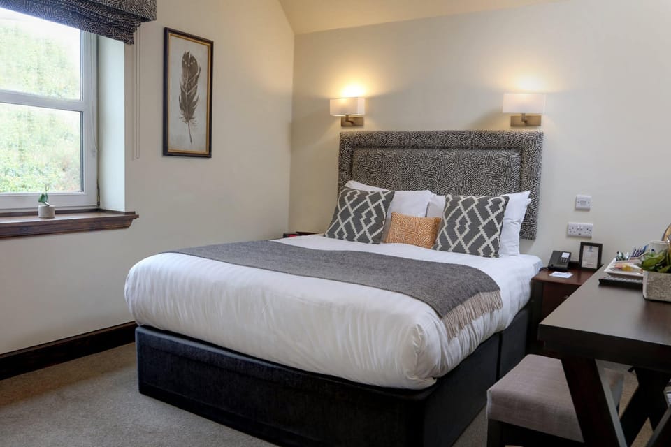 Desk, iron/ironing board, free WiFi, bed sheets