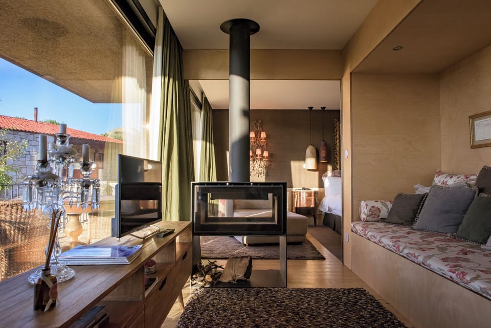 Suite Includes New Year''s Late Meal | Living area | TV