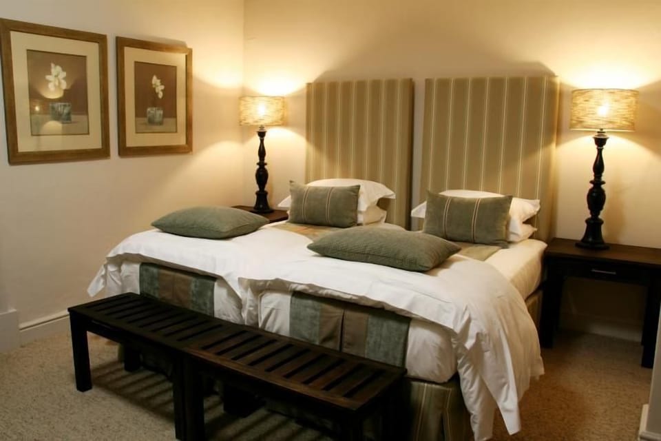 Egyptian cotton sheets, premium bedding, Tempur-Pedic beds, in-room safe