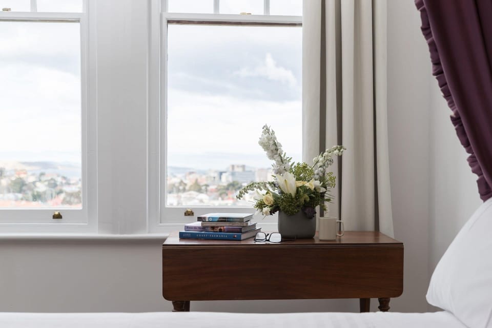 Manor King Room | Premium bedding, minibar, individually decorated, individually furnished