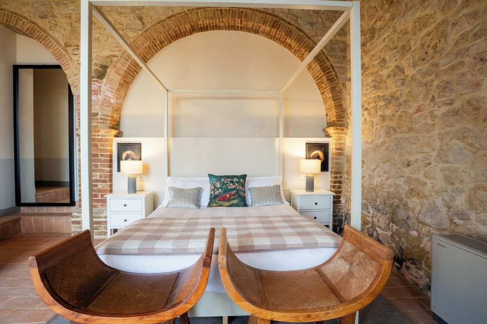 Deluxe Room, Patio | Frette Italian sheets, premium bedding, minibar, in-room safe