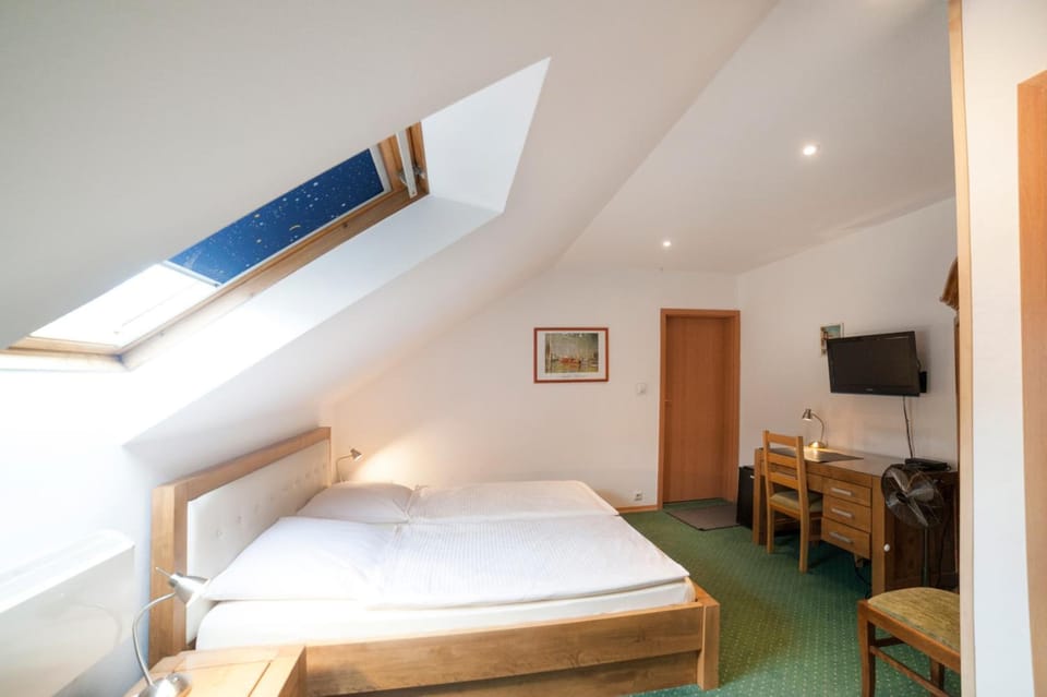 In-room safe, desk, blackout drapes, soundproofing
