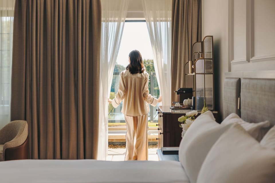 Junior Suite (Lake View, 2 Twin Beds) | Premium bedding, pillowtop beds, minibar, in-room safe