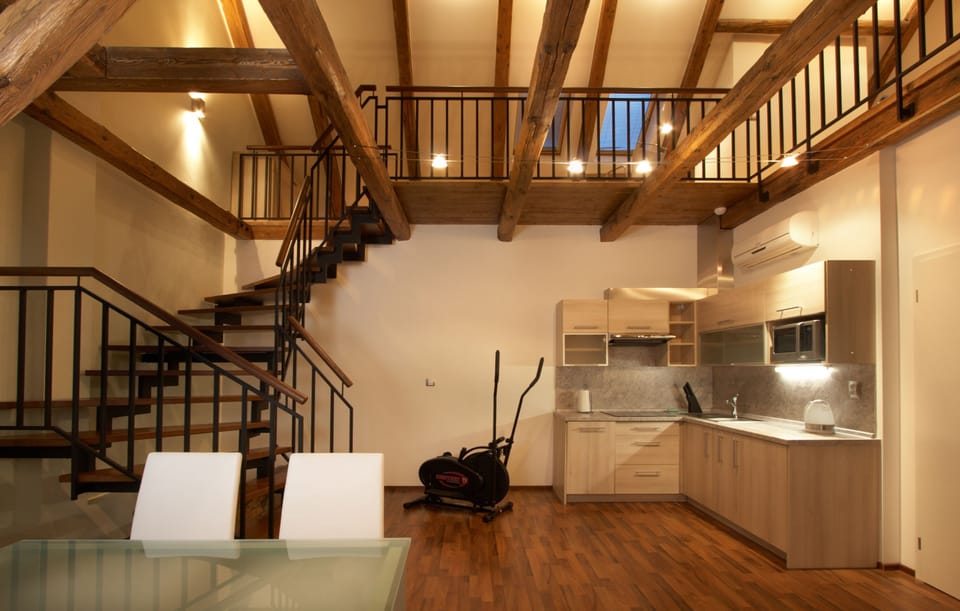 Apartment, 2 Bedrooms (Mezonet) | Living room | LED TV