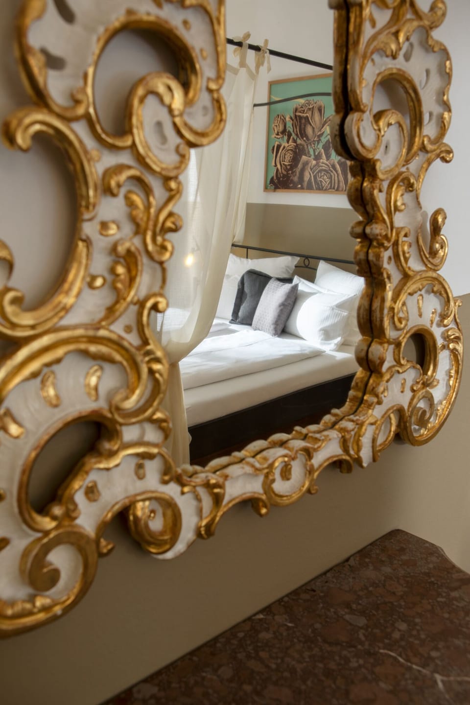 Comfort Double Room | Hypo-allergenic bedding, desk, free cribs/infant beds, rollaway beds