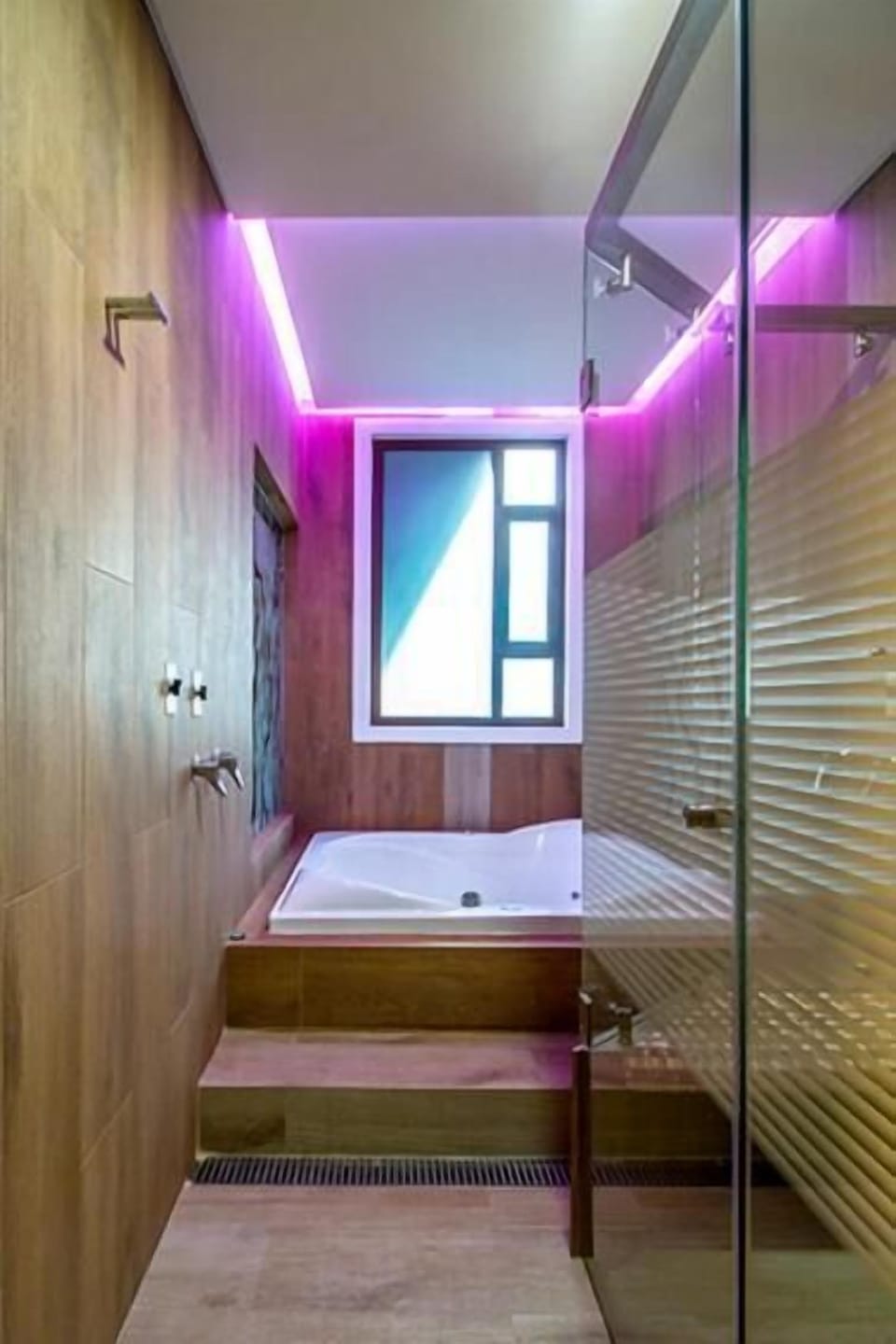 Shower, rainfall showerhead, towels