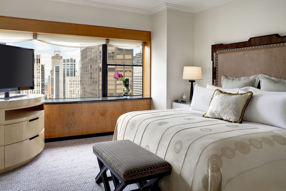 Premium bedding, in-room safe, desk, laptop workspace