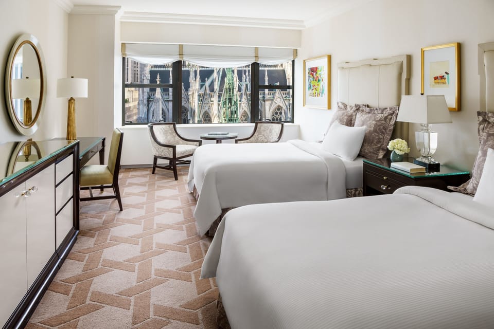Premium bedding, in-room safe, desk, laptop workspace