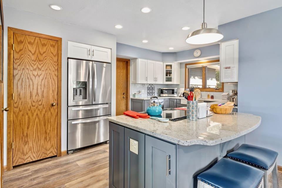House, 3 Bedrooms | Private kitchen | Coffee/tea maker, fridge, microwave, dining table
