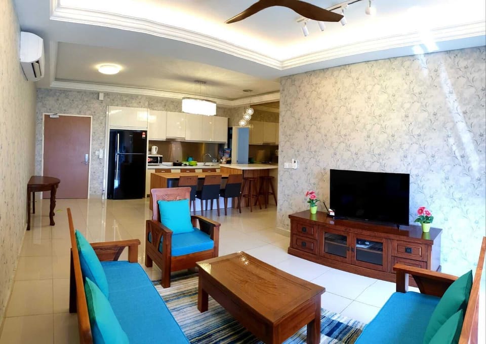 Apartment, 3 Bedrooms | Living area | 50-inch Smart TV with digital channels, TV