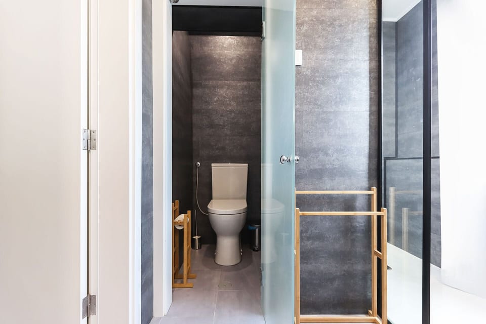 Rato Design With Terrace By Homing Apartment in Lisbon