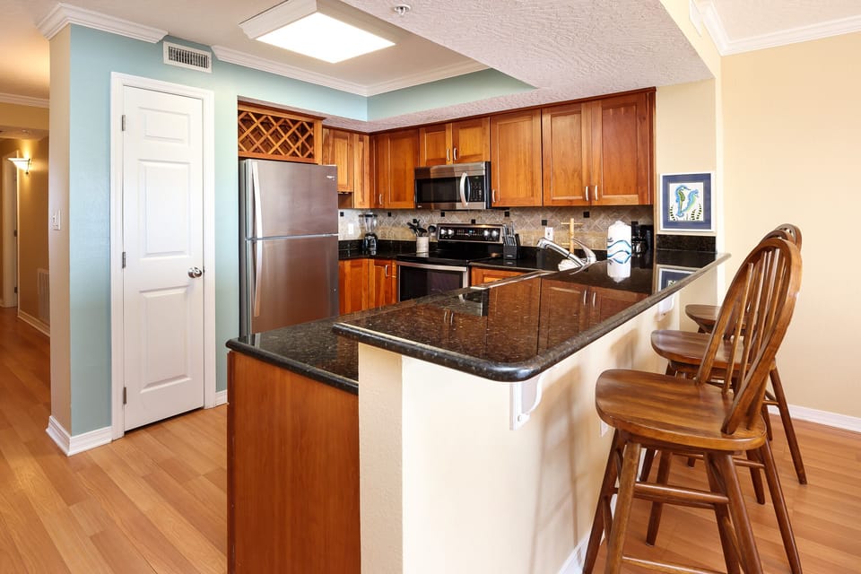 Condo | Private kitchen