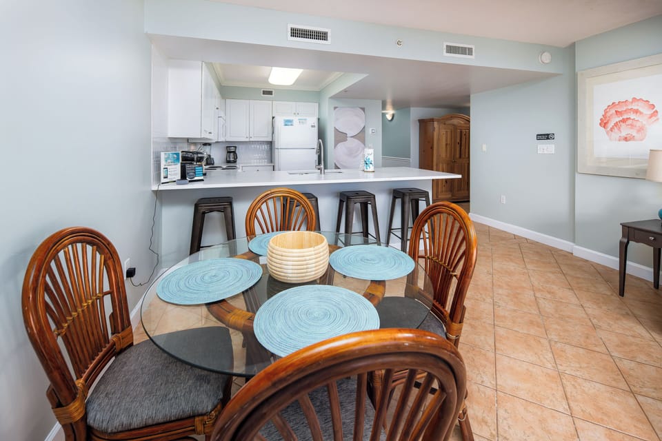 Condo (Pelican Isle 504 - Seabreeze Heights) | Interior