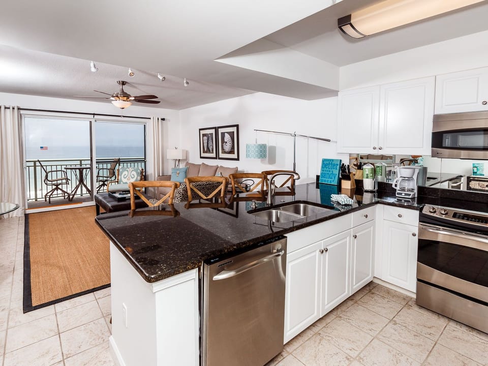 Condo | Private kitchen | Oven, stovetop, toaster