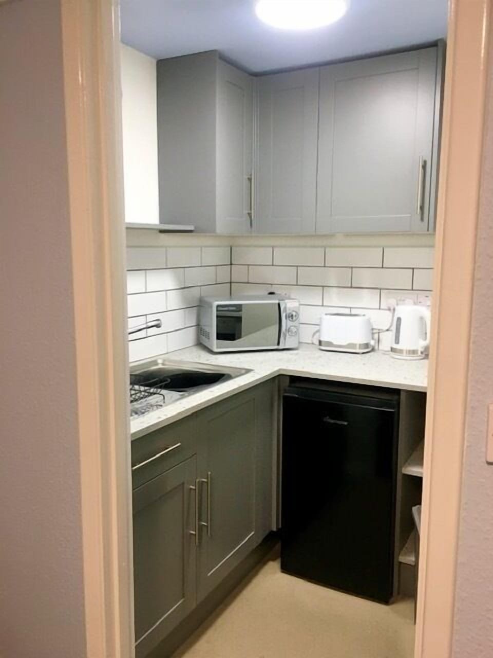 Standard Apartment, Private Bathroom (Flat ) | Private kitchen | Highchair