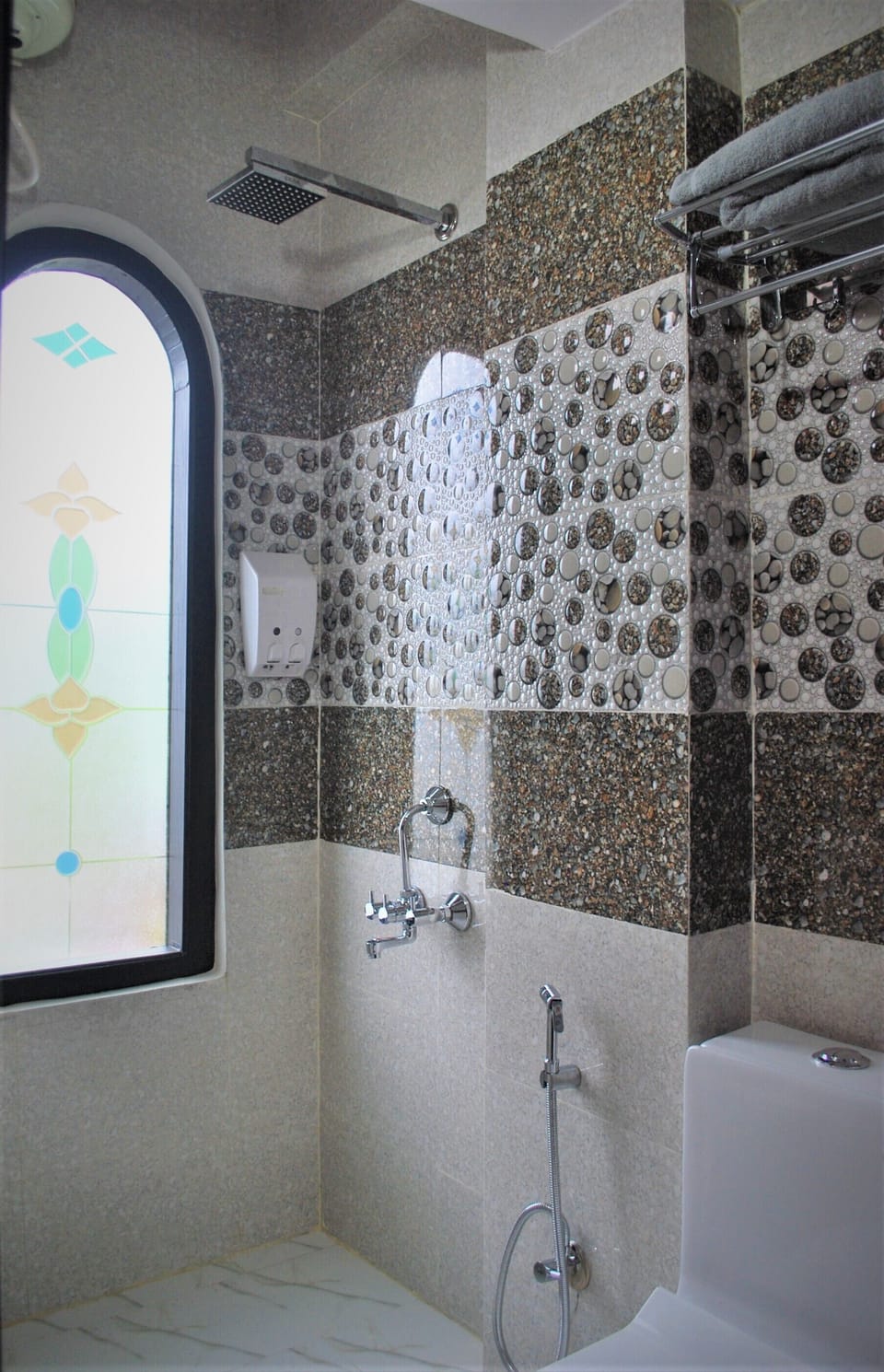 Shower, towels