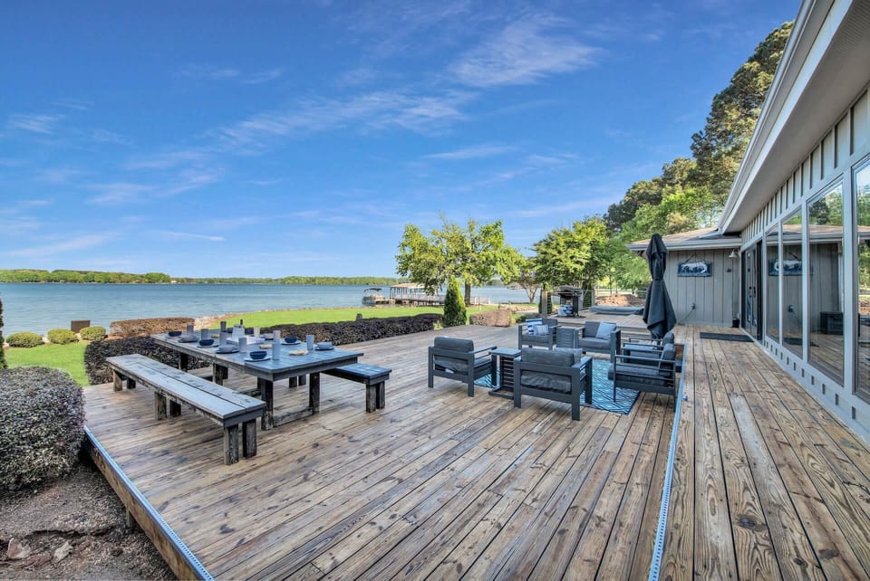 House, Multiple Beds, Lake View (Lake Norman Breakaway) | Property grounds