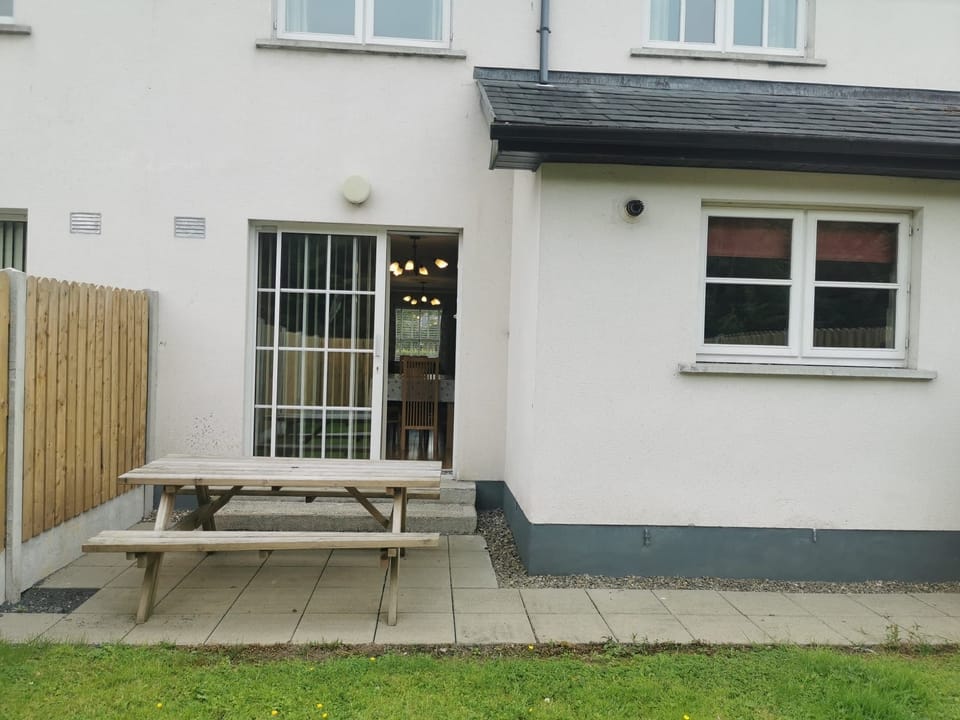 Cottage | Outdoor dining