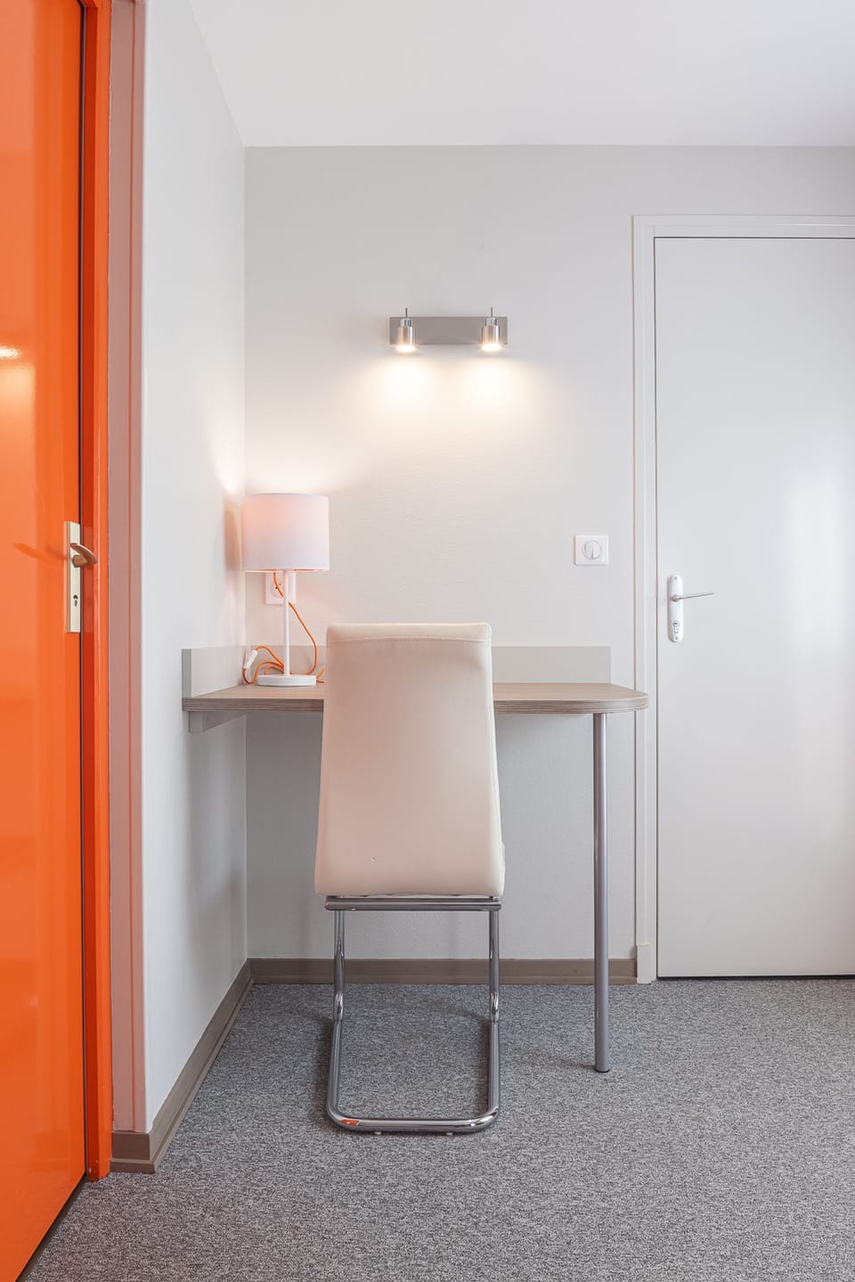 Comfort Double Room | Desk, laptop workspace, blackout drapes, soundproofing