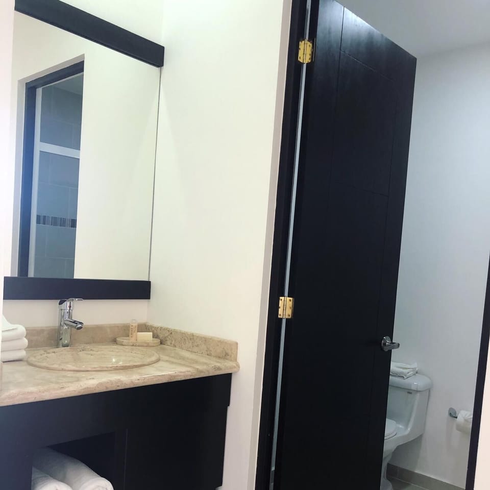 Comfort Double Room | Desk, soundproofing, free WiFi, bed sheets