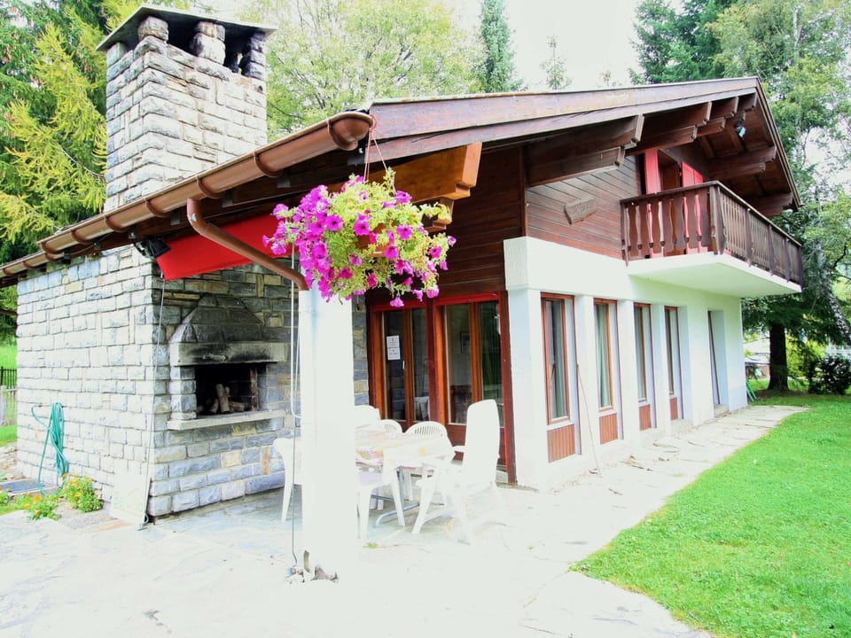 Chalet | Exterior