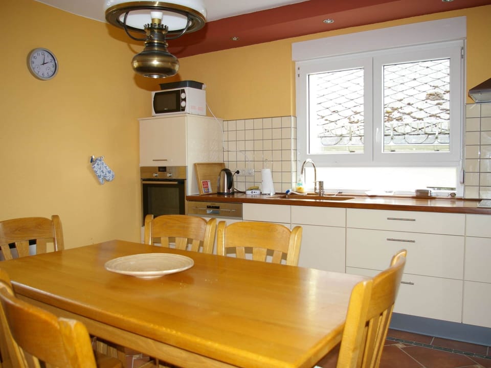 House | Private kitchen | Highchair