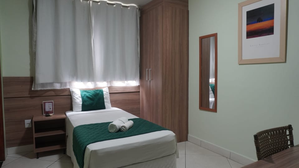 Standard Single Room | Desk, WiFi (free), bed sheets