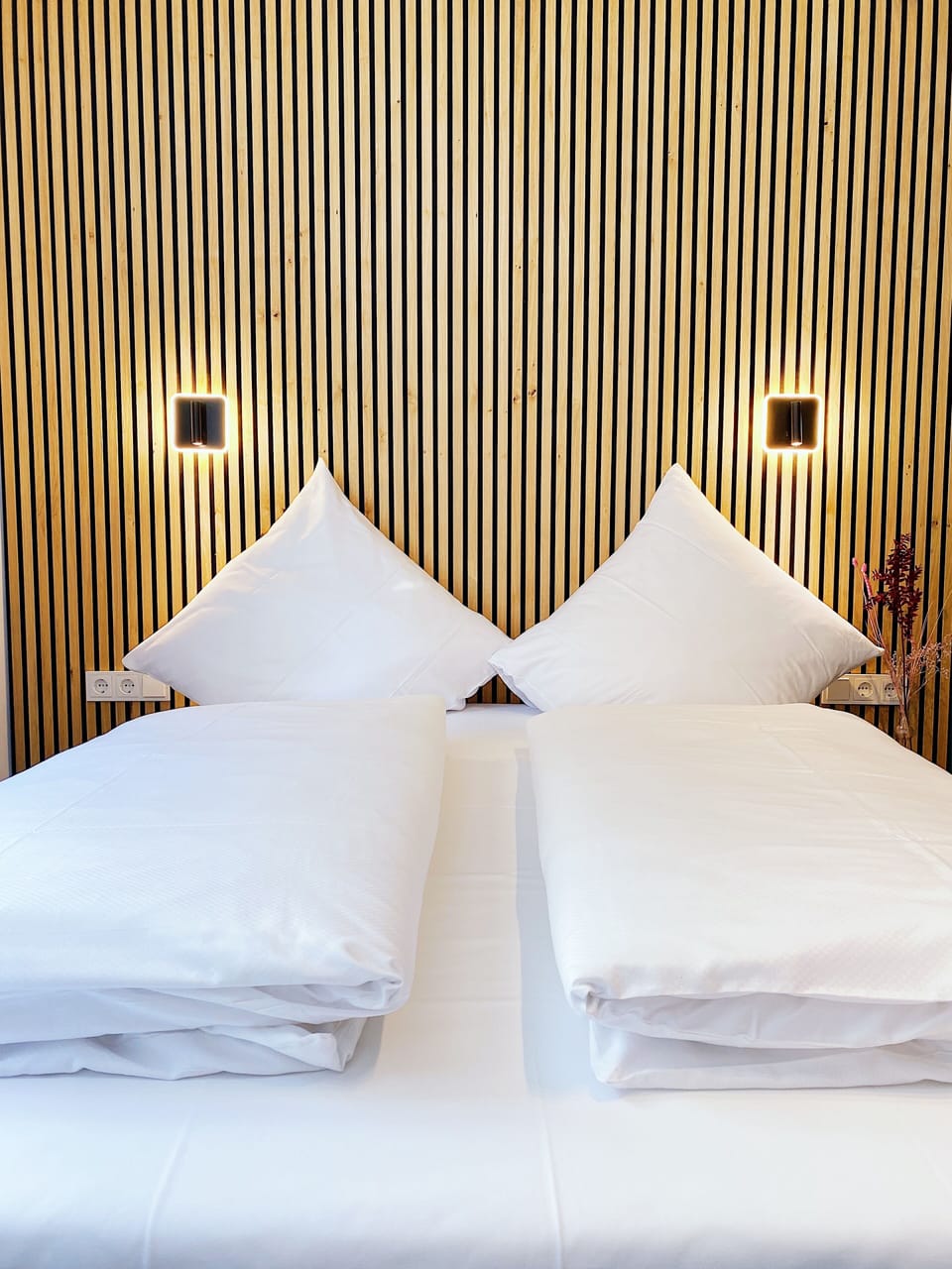 Double Room | Minibar, in-room safe, desk, blackout drapes