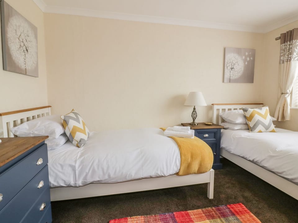 Cottage | 3 bedrooms, individually decorated, individually furnished, free WiFi