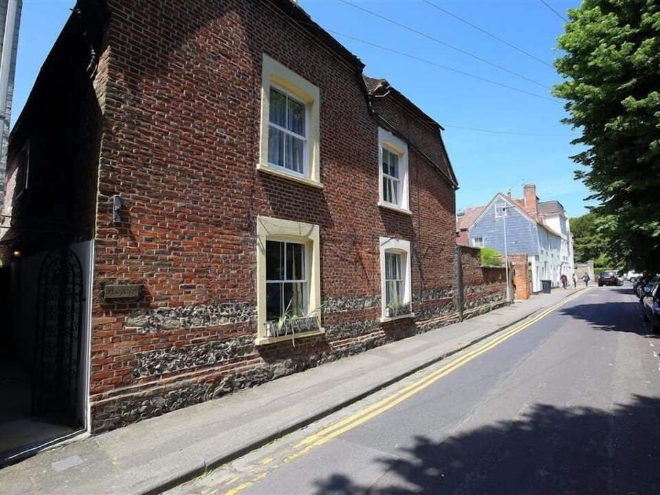 Cottage | Front of property