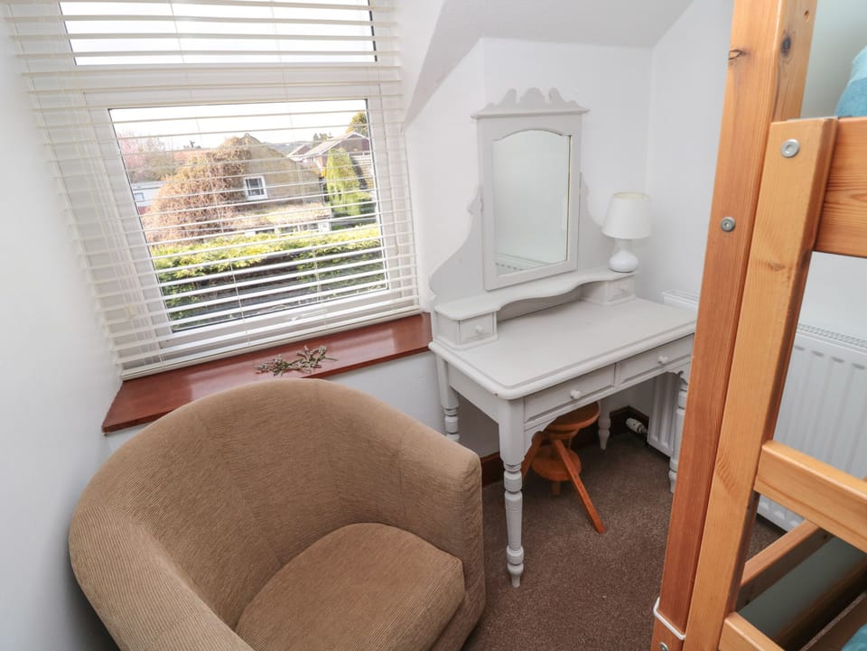 Cottage | 2 bedrooms, individually decorated, individually furnished, free WiFi