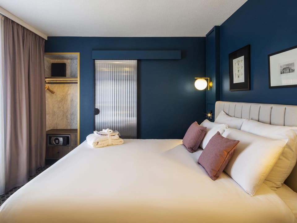 Premium bedding, Select Comfort beds, minibar, in-room safe