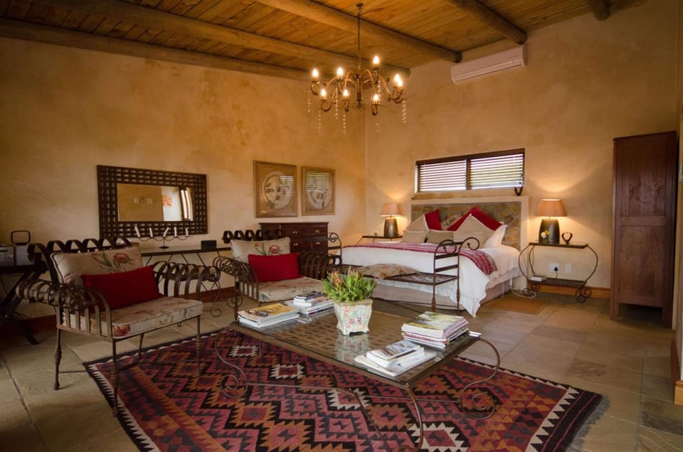 Luxury Double Room (Hillside) | Desk, free WiFi