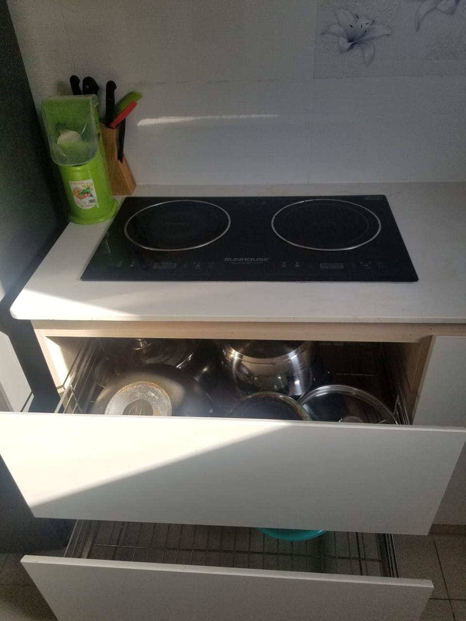 Apartment, 2 Bedrooms | Private kitchen | Fridge, electric kettle, eco-friendly cleaning products