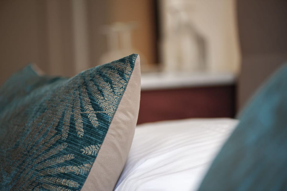 Room | Room amenity