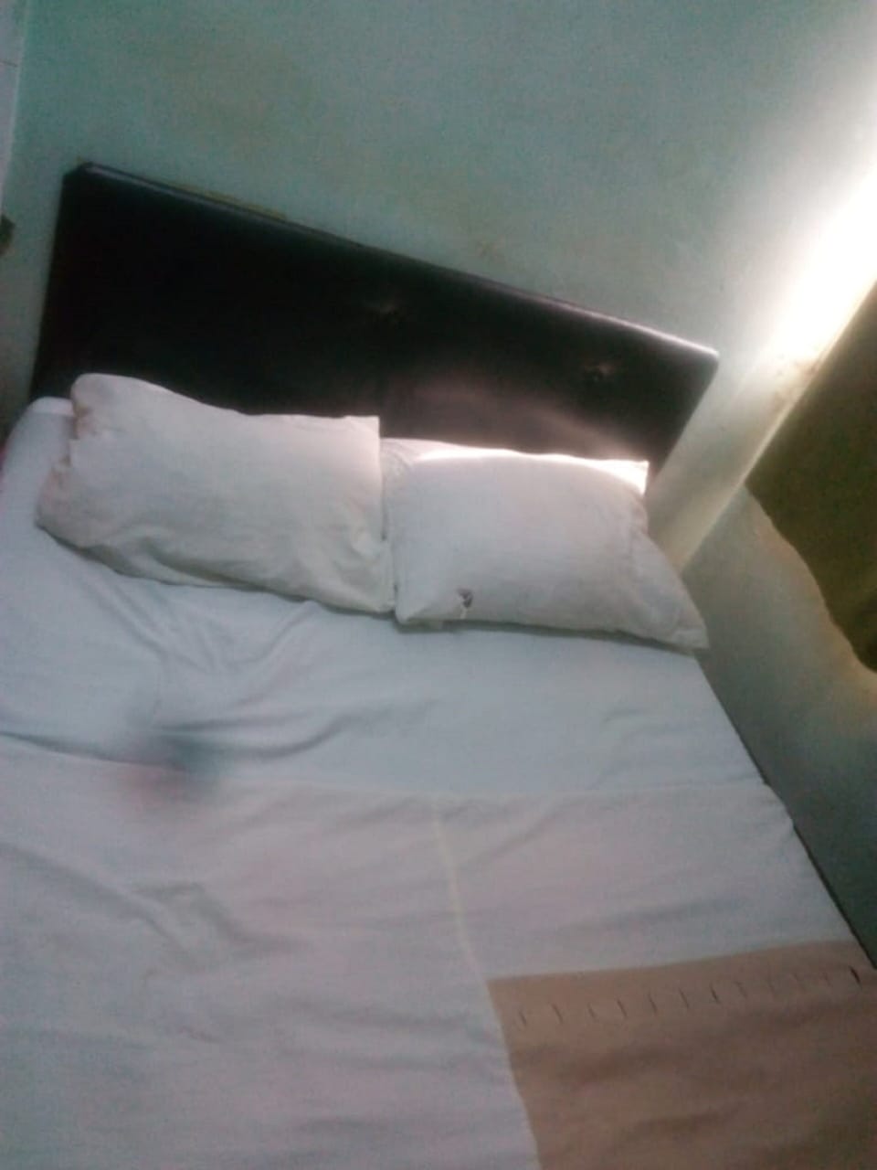 Double Room | Desk, free WiFi, bed sheets