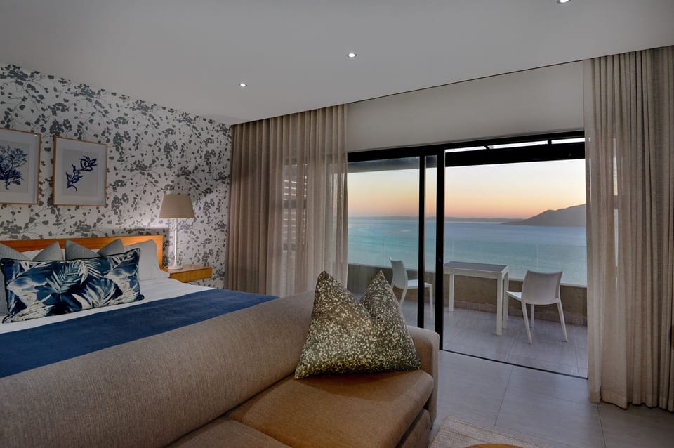 Luxury Room | Bed sheets