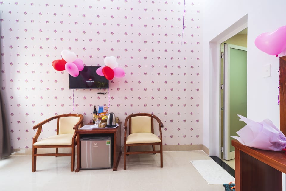 Design Room, 1 Bedroom | Minibar, free WiFi