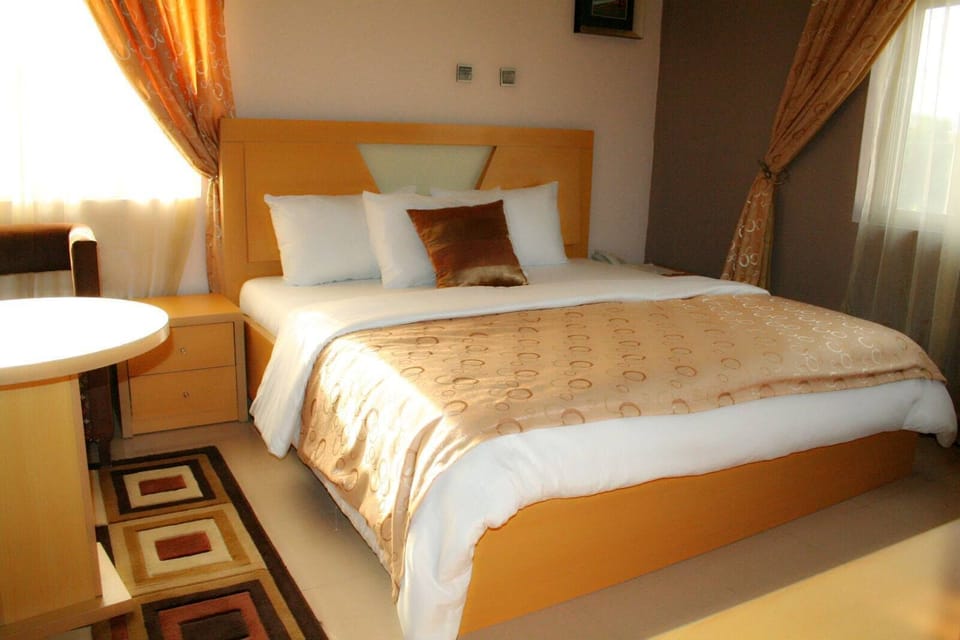 Premium Room | Individually decorated, individually furnished, laptop workspace