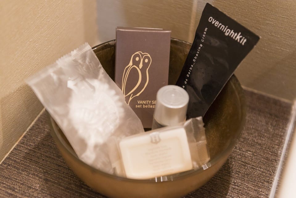 Bathrobes, bidet, towels