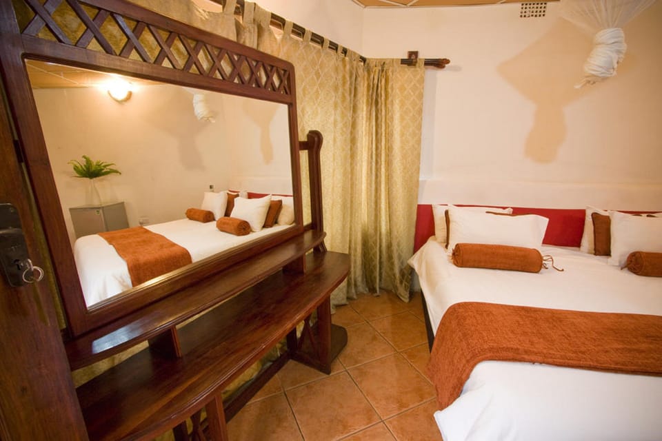 Deluxe Double Room | Premium bedding, minibar, desk, laptop workspace