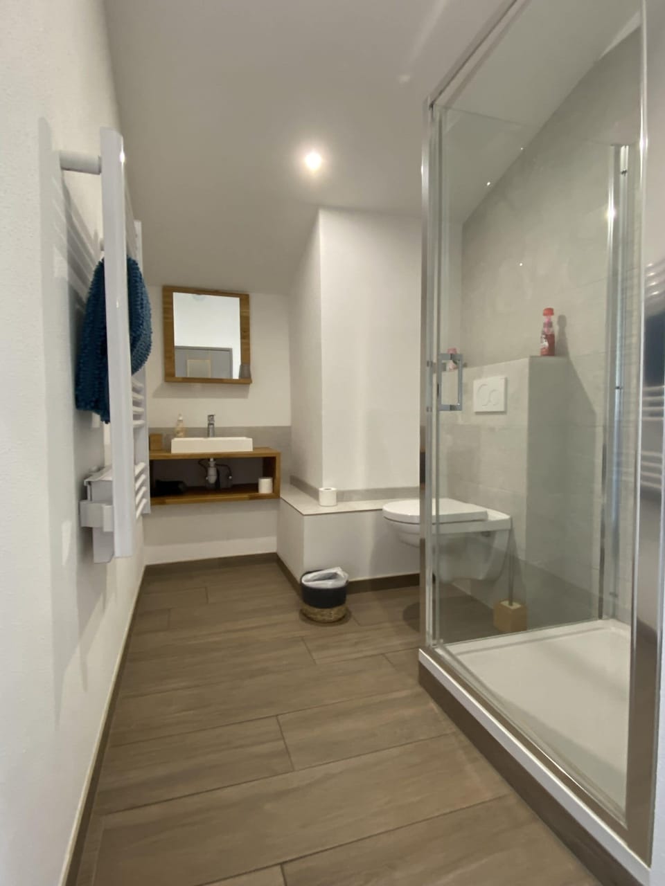 Comfort Double Room, Ensuite, Garden View (Chambre Pink Lady) | Bathroom