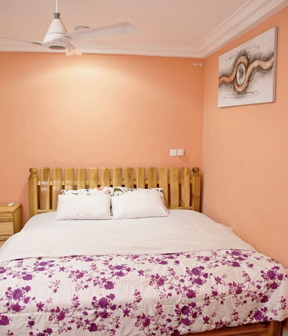 3 bedrooms, in-room safe, blackout drapes, soundproofing