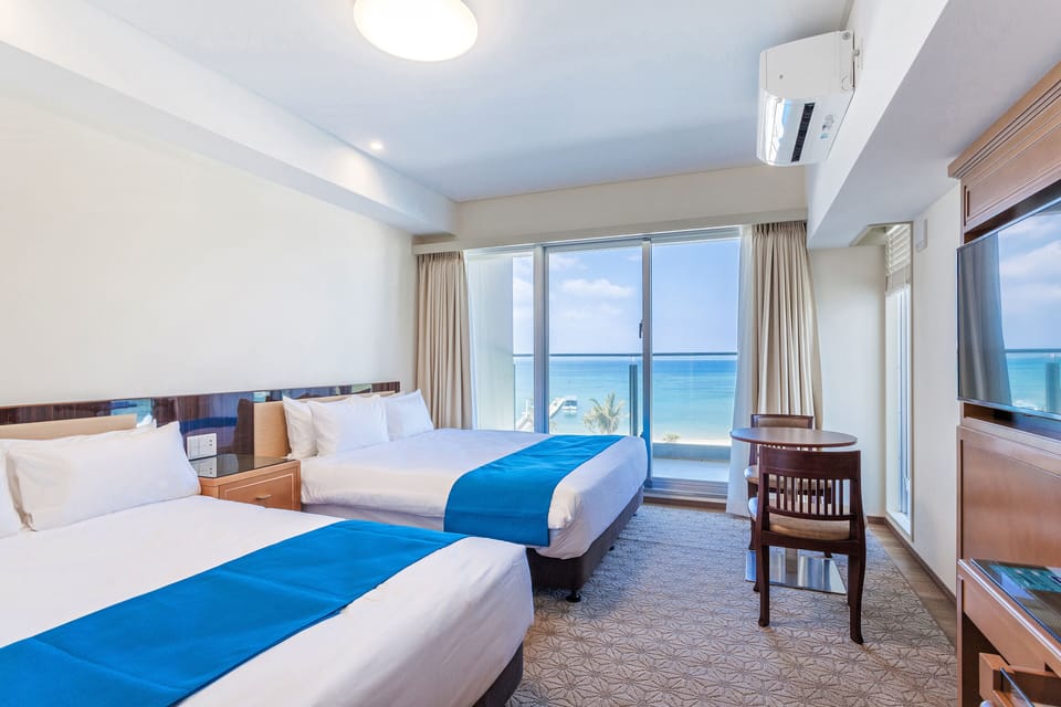 LCH. Suite Room | WiFi (free), bed sheets