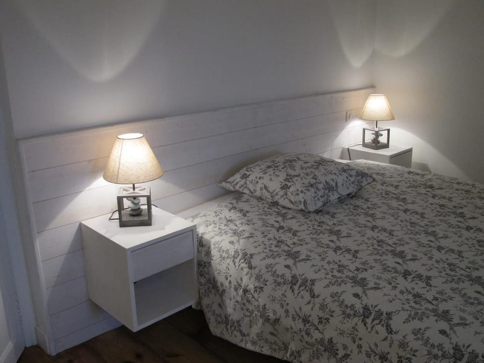 Quadruple Room (Ocean) | Individually decorated, individually furnished, desk