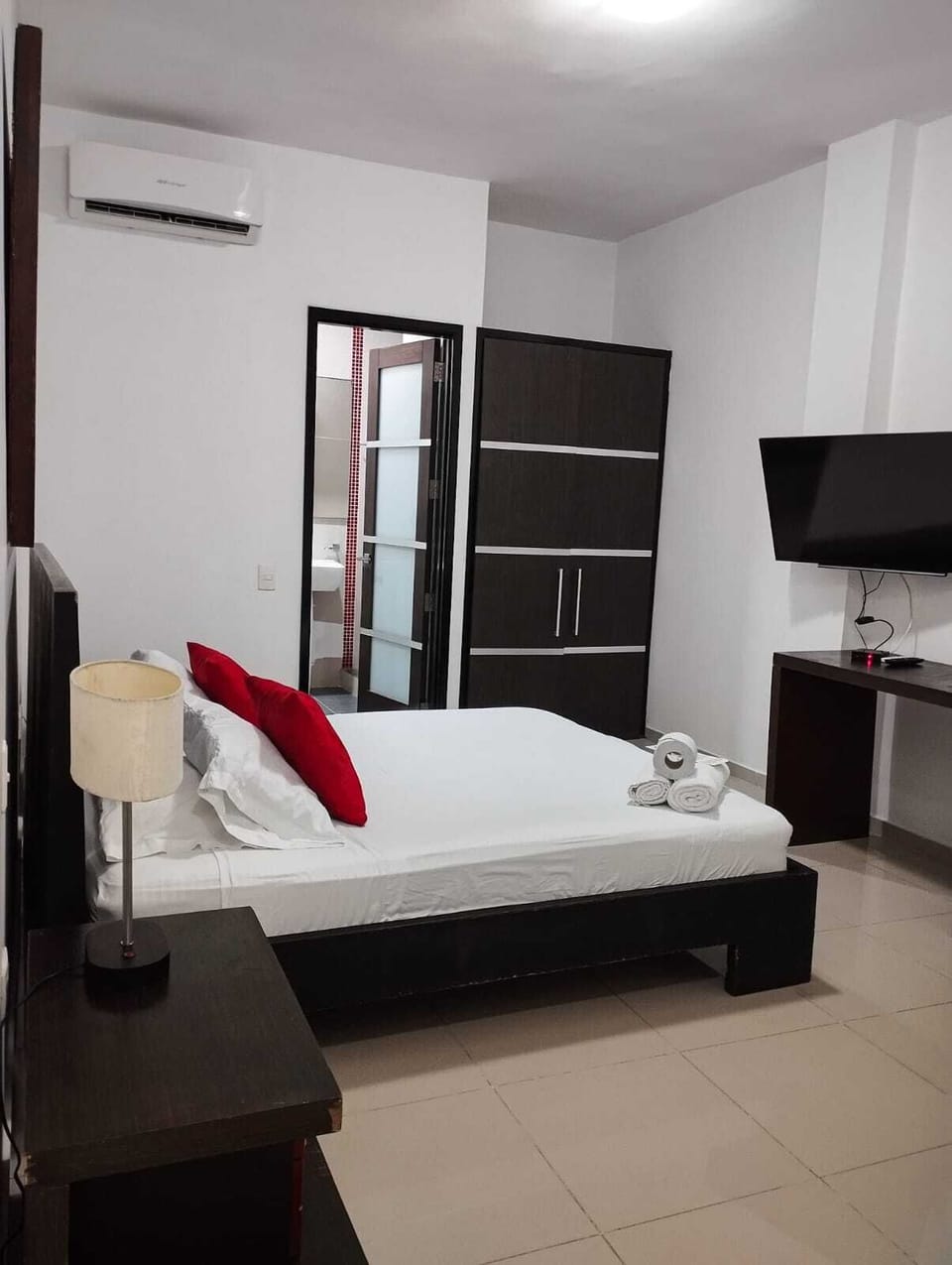 Standard Double Room | In-room safe, desk, free WiFi, bed sheets