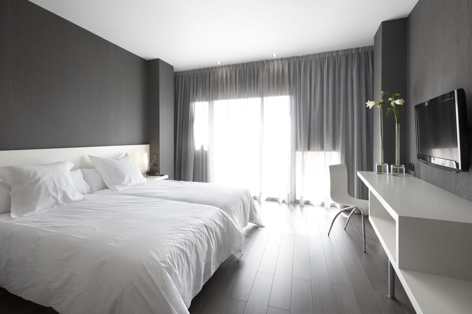 Standard Double Room | Down comforters, desk, soundproofing, cribs/infant beds