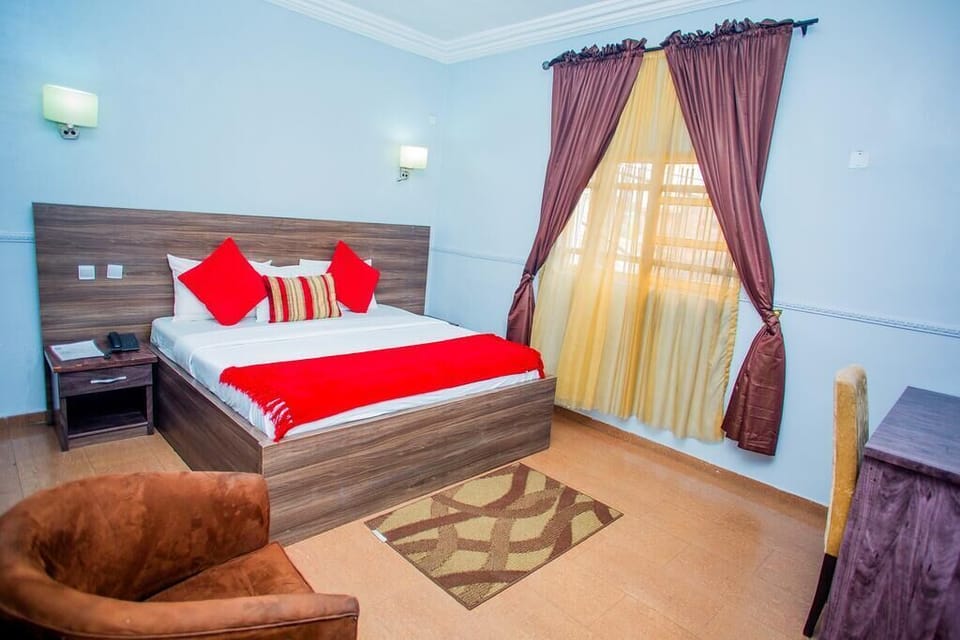 Premium Room | Desk, laptop workspace, free WiFi, bed sheets