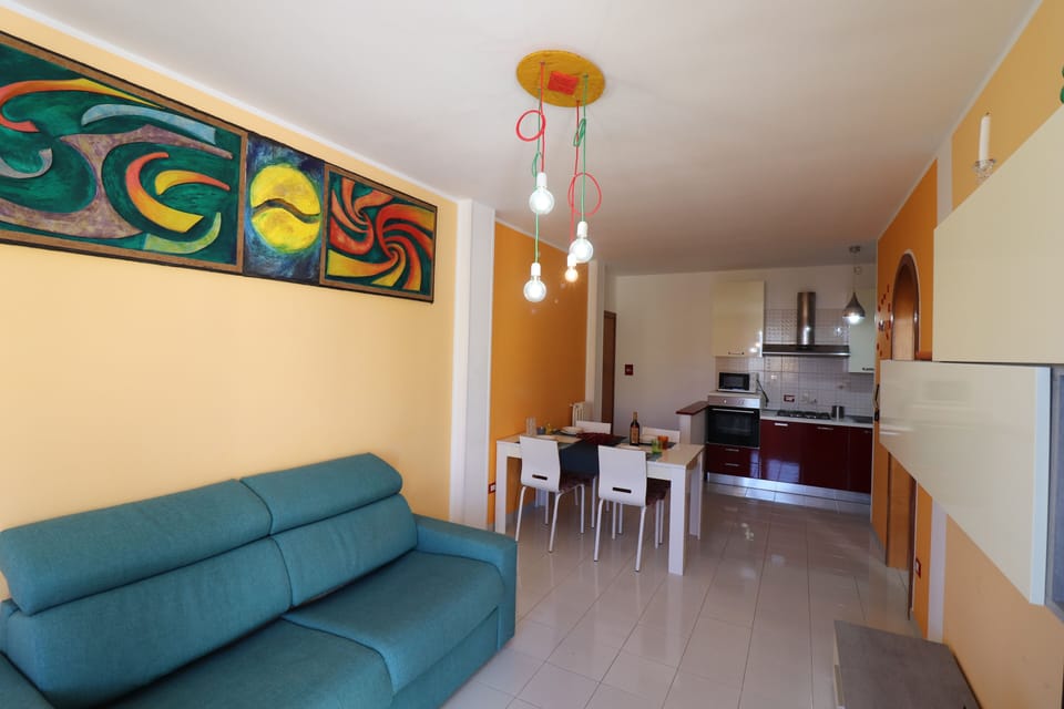 House, 1 Bedroom, Balcony, City View | Living area | TV